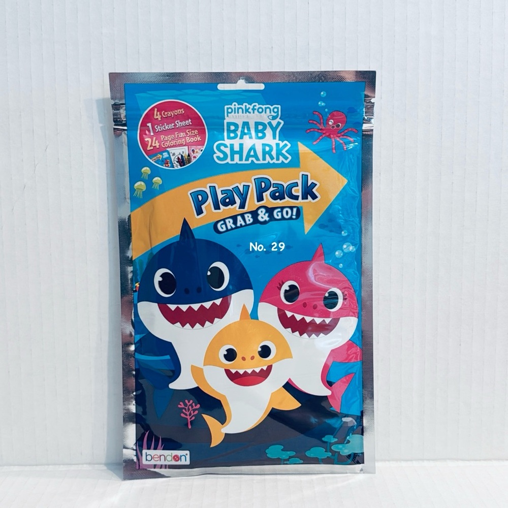 Pinkfong. Baby Shark Play Pack Grab & Go!